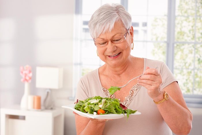 guía de alimentación para personas mayores | Maid in Barcelona